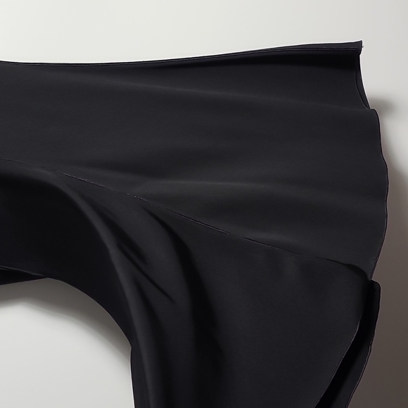 GIORGIO ARMANI Black Long Sleeve Sheath Dress Scooo Neck Knee-Length Size 40 US4 - Picture 11 of 16